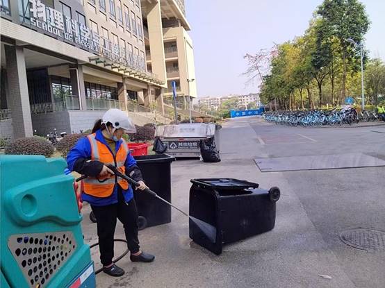 96991bae9707dce46cc4d036bc244f2