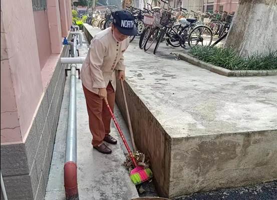 说明: ded33ca821fb48a7b3673e1b3c96687