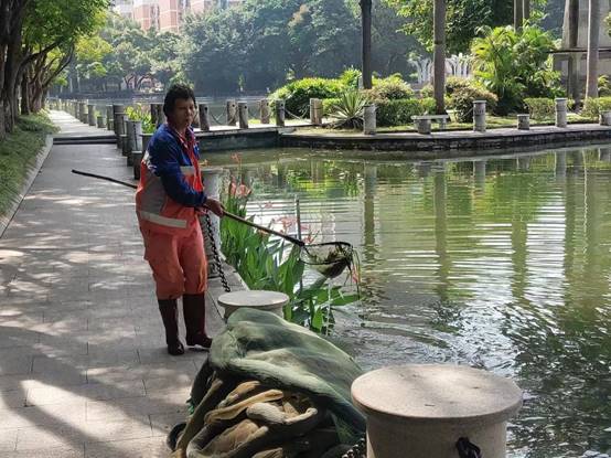 a79f61d0720d3c3d63d2c861f54273b