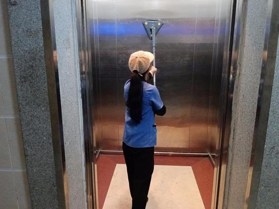 2d7119a99d939a02cd9327ed8ffd1ea