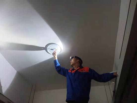 说明: e50fb2b28f9e6105c50bde108e5a4f0