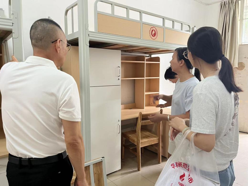 bc99c7443e8a8dc6b8396440d76a37b