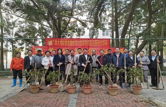 说明: 243f9ff580446cc2792812a9ec0715e 说明: 243f9ff580446cc2792812a9ec0715e