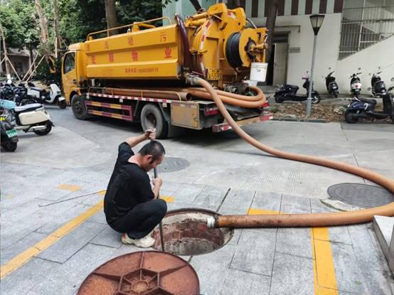 d858edde050825f9d83b8c9ba5f1037