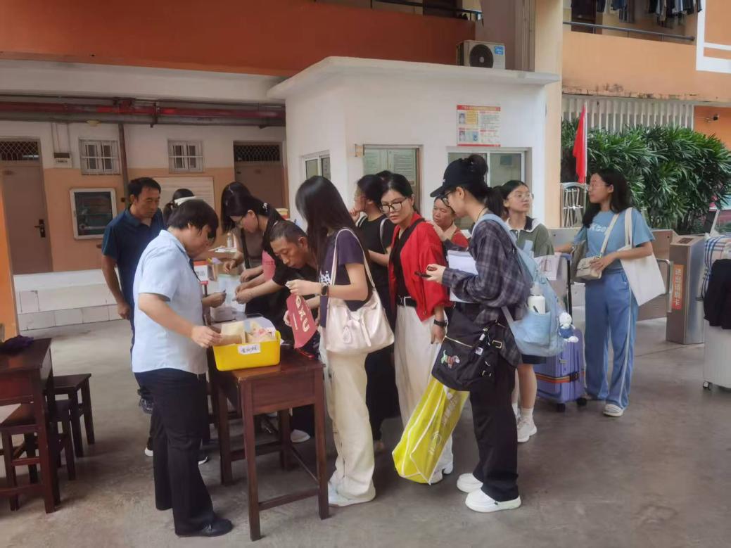 b51249faeaa94d668ad0c165a0c17fd3