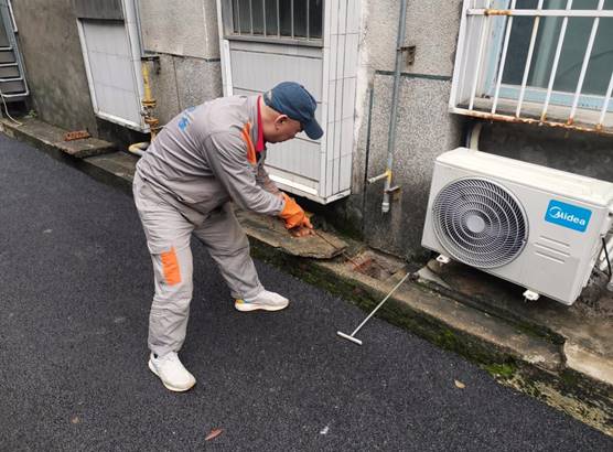 930648064799e10820ba02c709f16c9