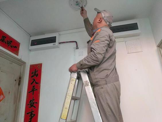 e7043b95c0874263f4e482296dcc8f8