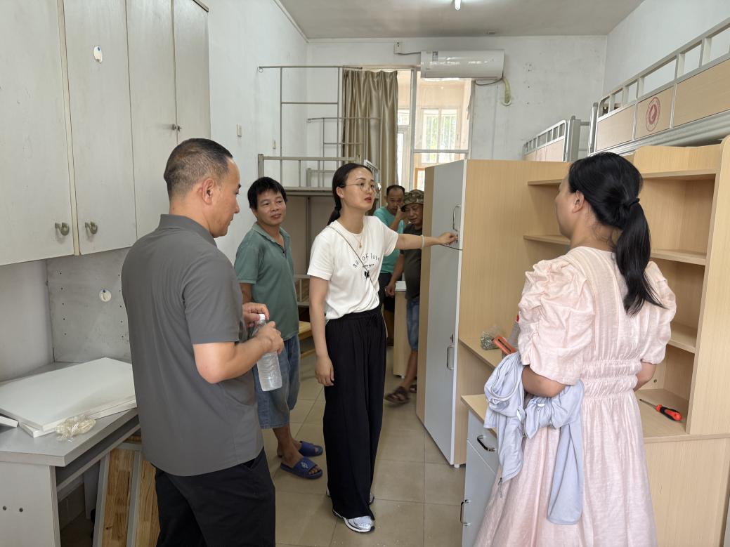 fb2fdb36352d1b3b5d55b2b19e696a0