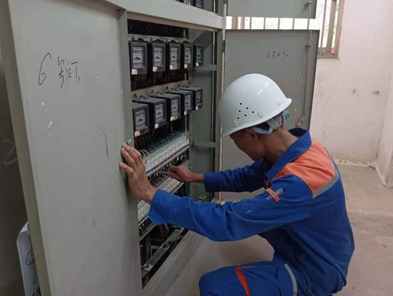 说明: 2f683e748cd24a9d6ca844f39e3ad43