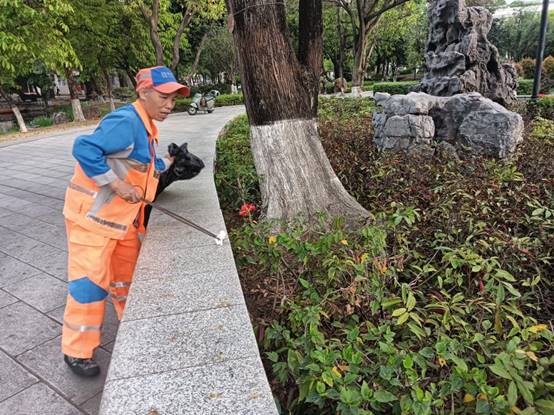 f25fcd395de00b2ca88f343bdf0899a