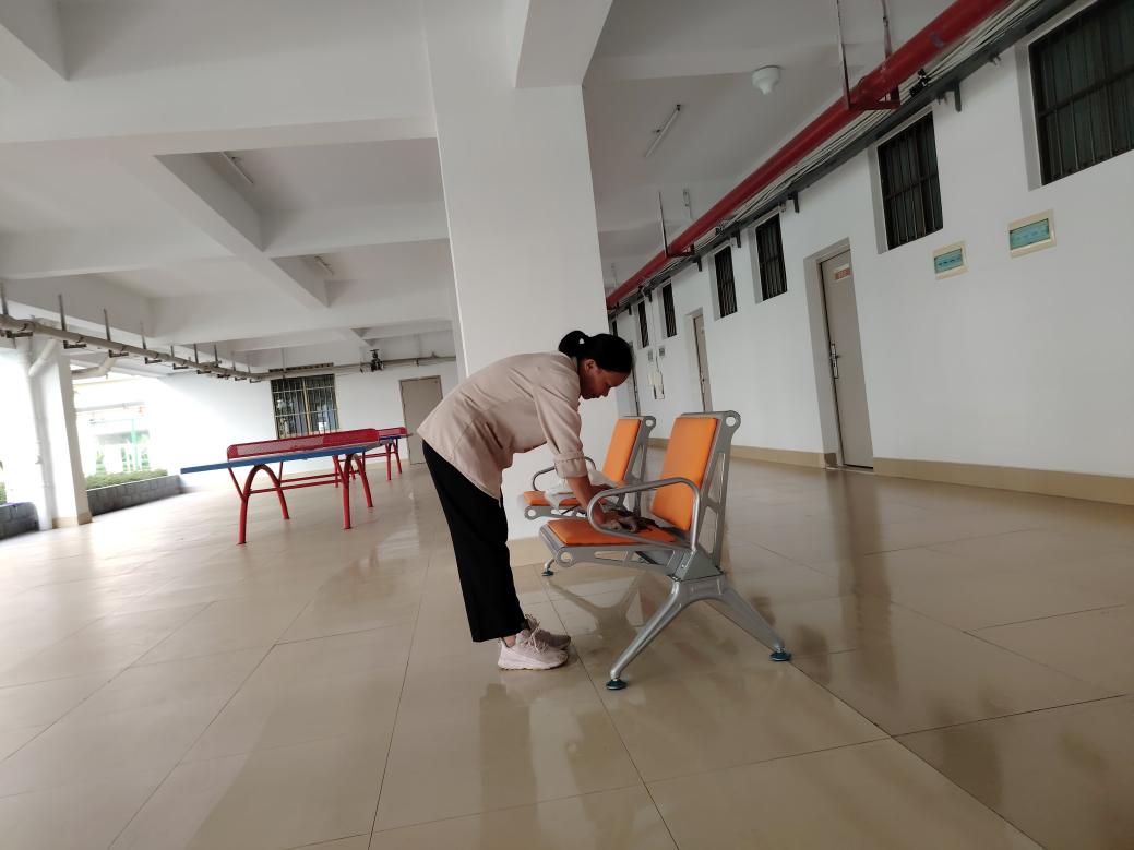 4eb65637a2962d9f1f4dab0549124e92