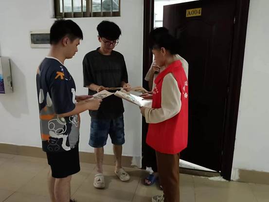 说明: 7c88be4f4f5c2cd3340ceb4c590e9e7