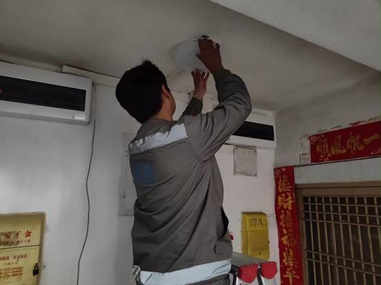 7ac15b65621f3e15ecd02bb6180b299