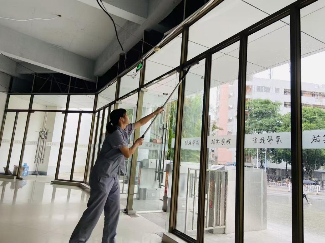 24328e2ca3573c0a8e8fb5db0b28d76b