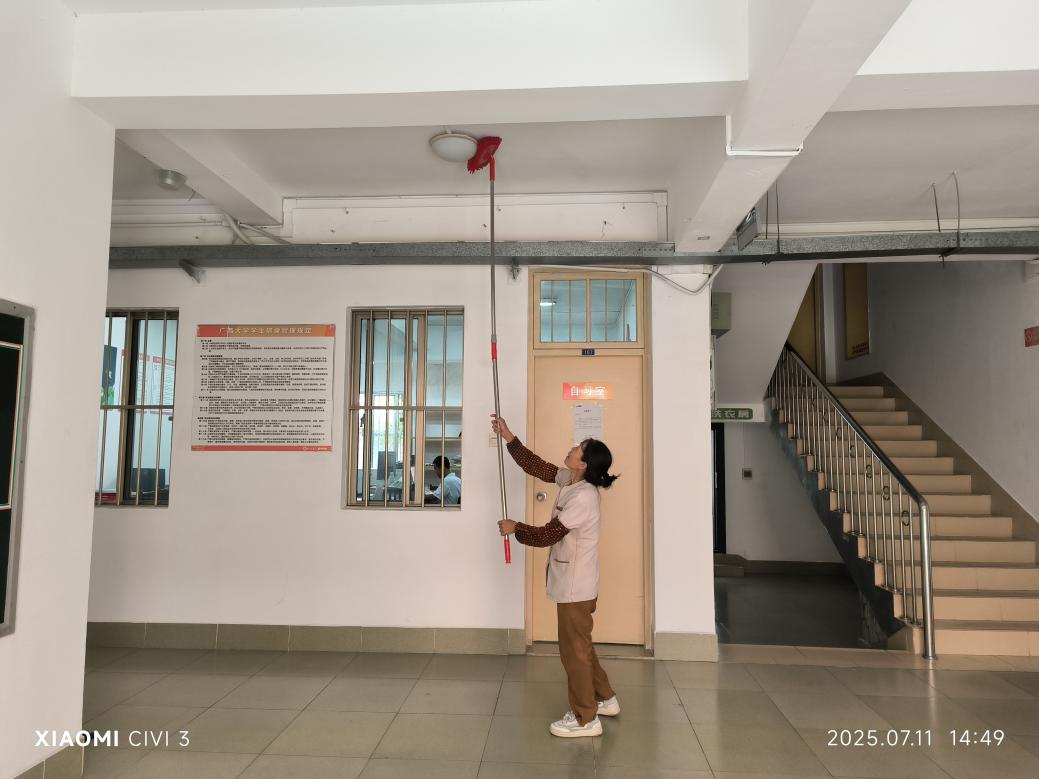 a0b04c8ee3f4153bbf2fec81e409330