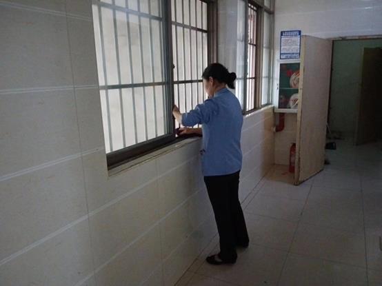 cf627160d703d4f81e1abc4518e0827