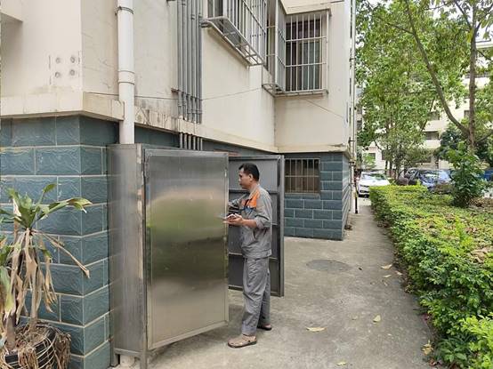 e945b9eb5eef6f67318a455725f7ab3