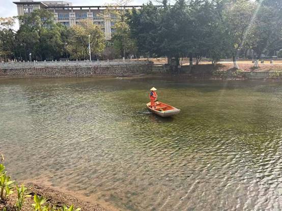 f63d0aafb9538c78e64a9c750e5fdfd