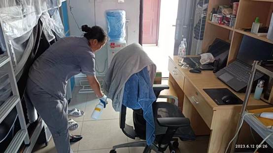 说明: dcd696f1676e4e1f289e43432888d62