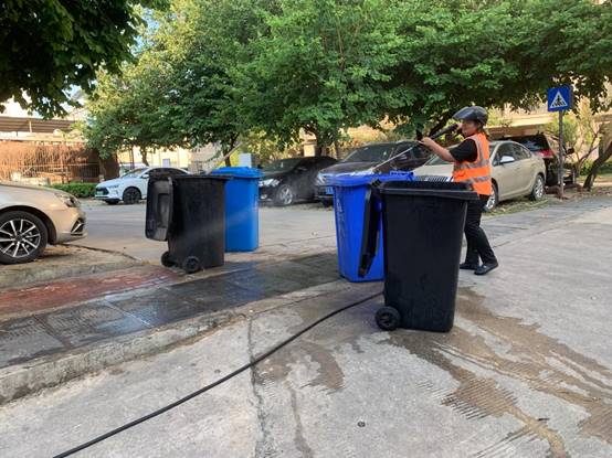 0d1d3a04daae400ab0fd42187f75e90