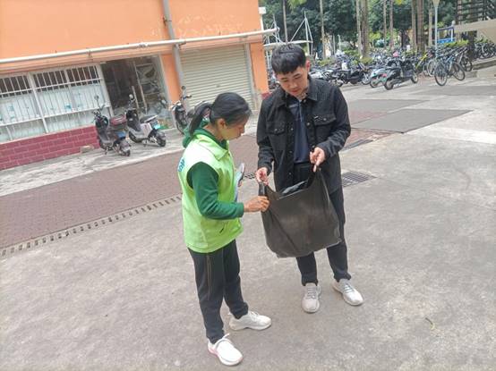 0443948c6f6b64dc0cef450d81eb483