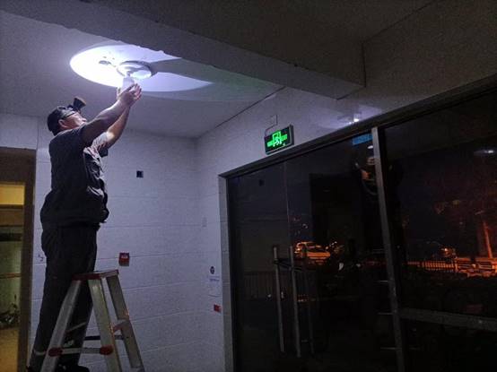 424eceed781fc7cbe1d9f99c158d241