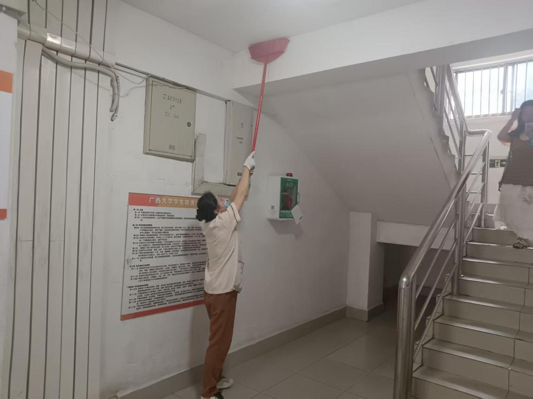 bf22c442eb7659a3159fcfcac82ad2f7