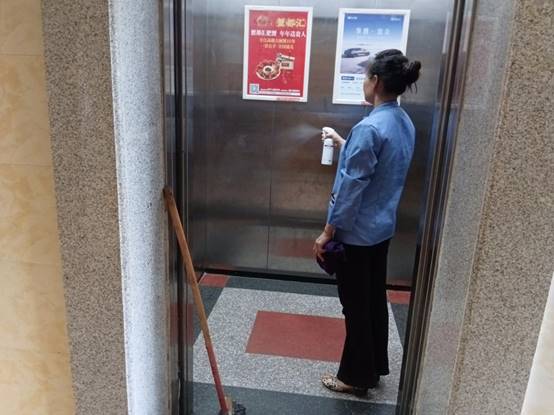 5e8285440119cf63976a00078a97358