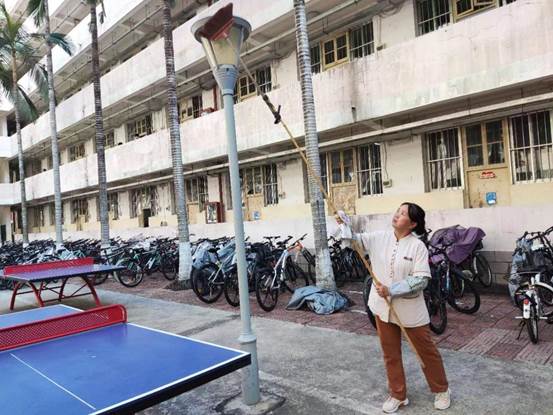 说明: 2f019fab4a34e79db695d30efee0885