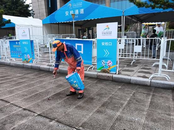 ea88af60a4487f4b930e52a9d58ce3c