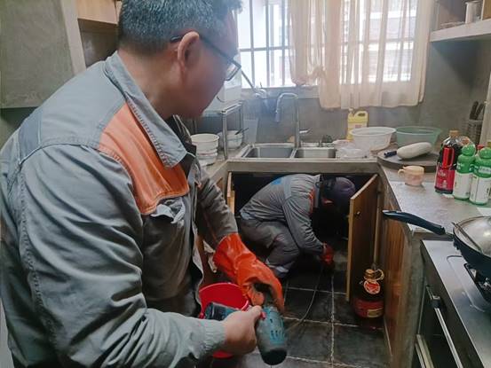 653bde6740d9d3535a6f61d0849f7eb