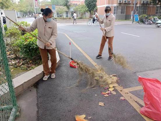 说明: 8e7b97f4a53adc4082639eee8f4720c