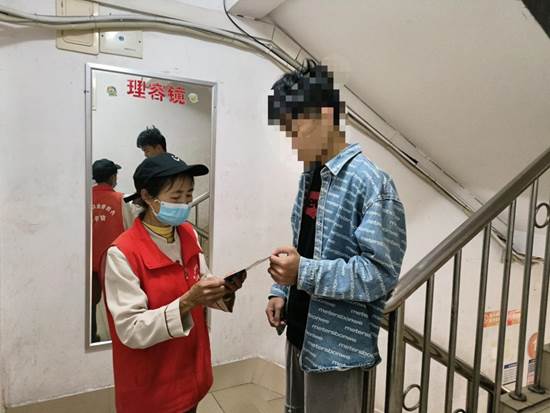 说明: bfe0128e48c6579085f340b7b893b8c 说明: bfe0128e48c6579085f340b7b893b8c