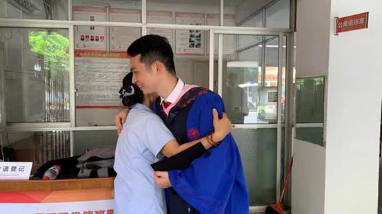 说明: C:\Users\Administrator\AppData\Local\Temp\WeChat Files\333e0e3e473e9bf70a80ab43be42066.jpg