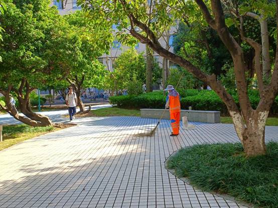 270872ec29d008f2dd6a28d5f3b733c