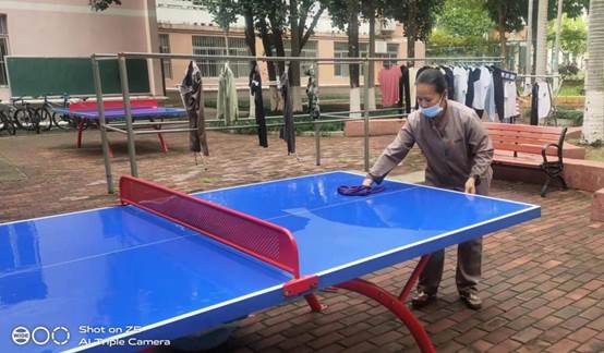 说明: b69241597579681fff579604a4ec422