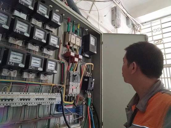 4090592ab3cbbe9d1de59b5d3ed87e1