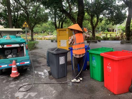 ef888f81b7c76bcbdd3a11fc09fb9a6