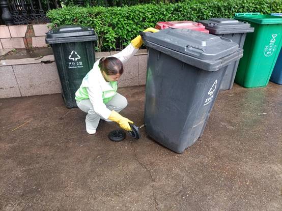 a01e8d41b2ad1ef81b11d8bd3eeb942