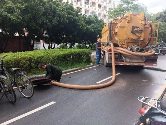 说明: 5eb4e1b4e42ccc4768e31cffe9bb2b2