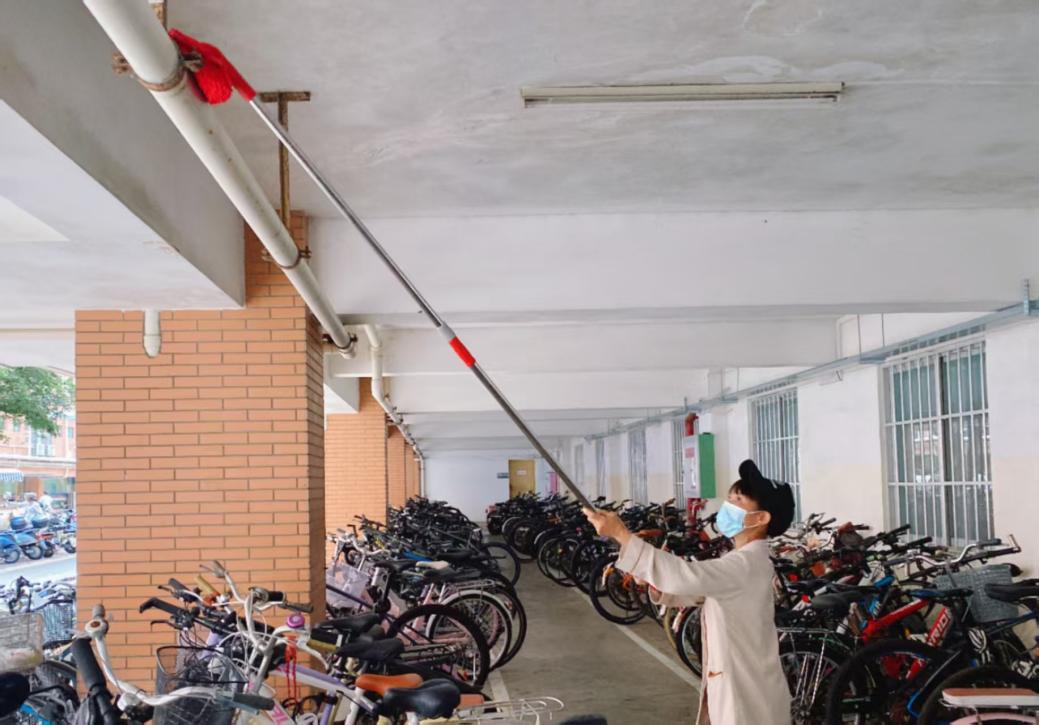 e982dc9fea4ccb3b176a05ff18d4bfe3